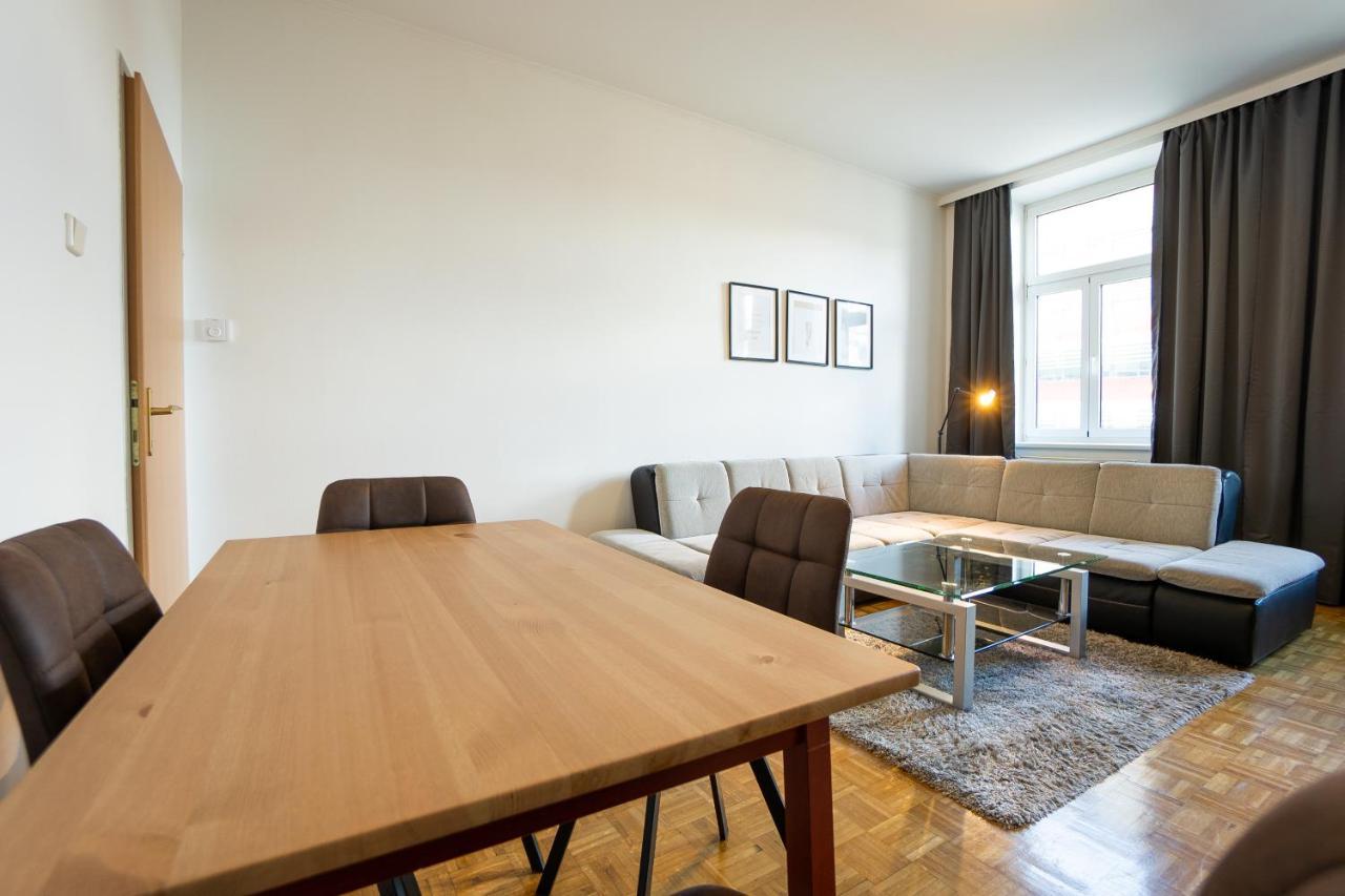 Two Bedrooms Family Nice Apartment Виена Екстериор снимка