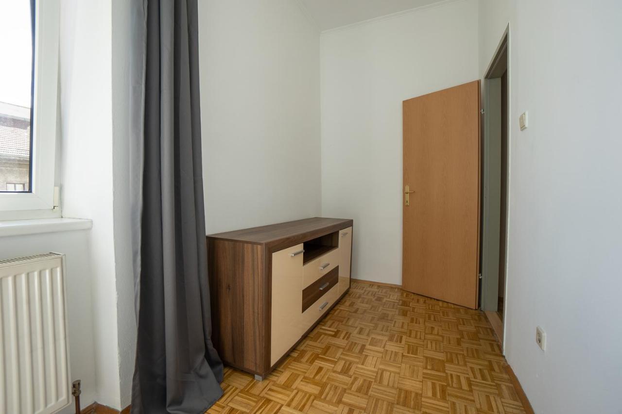 Two Bedrooms Family Nice Apartment Виена Екстериор снимка