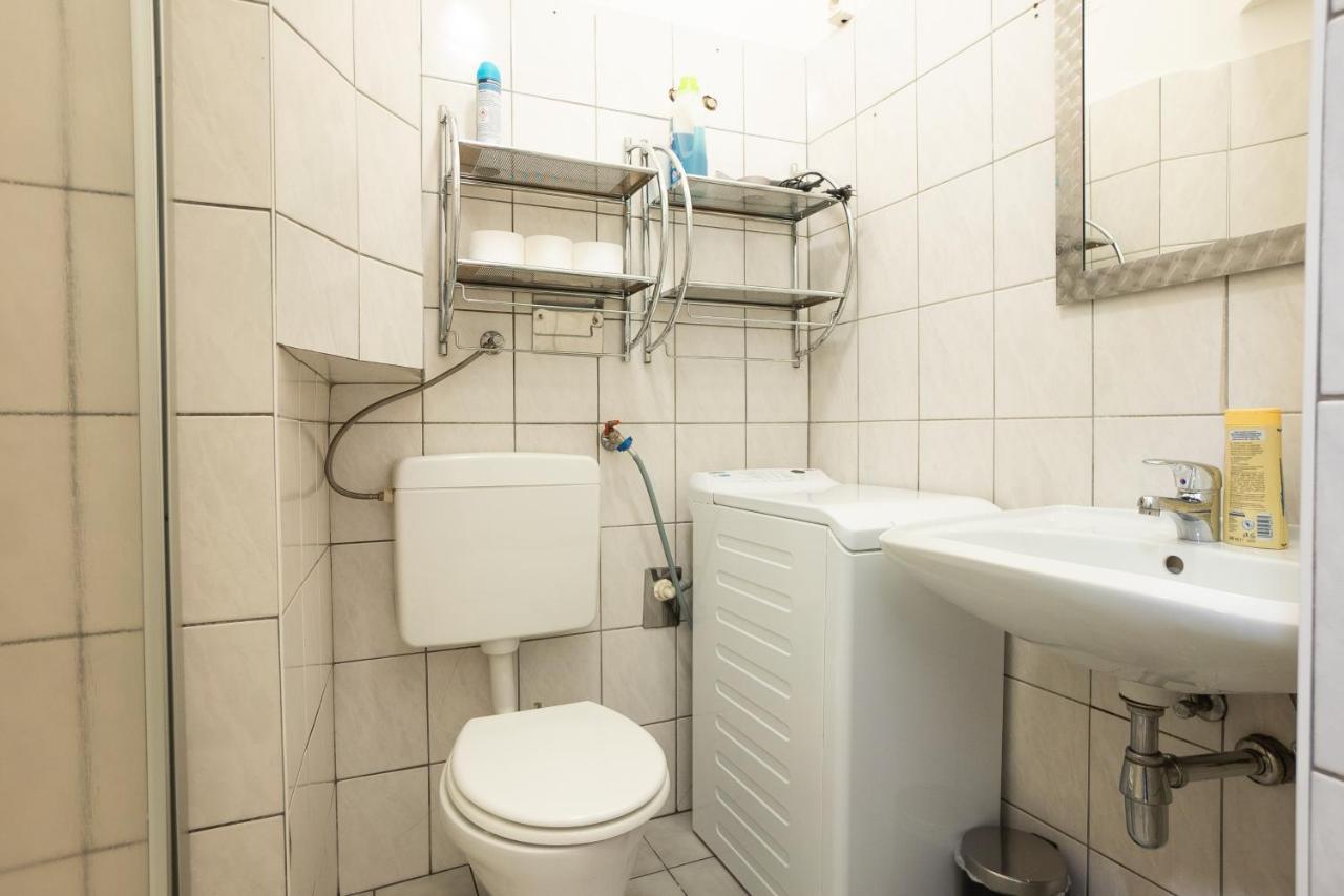 Two Bedrooms Family Nice Apartment Виена Екстериор снимка